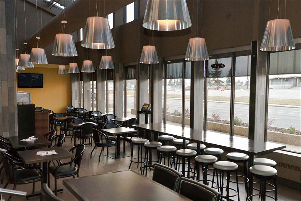Coliseum Inn Edmonton Dış mekan fotoğraf